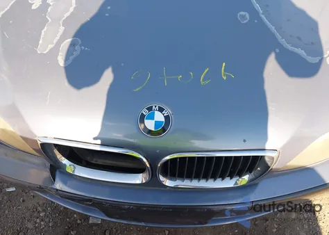 2004 BMW 325Xi из США, поврежденный, VIN WBAEU33434PM59530